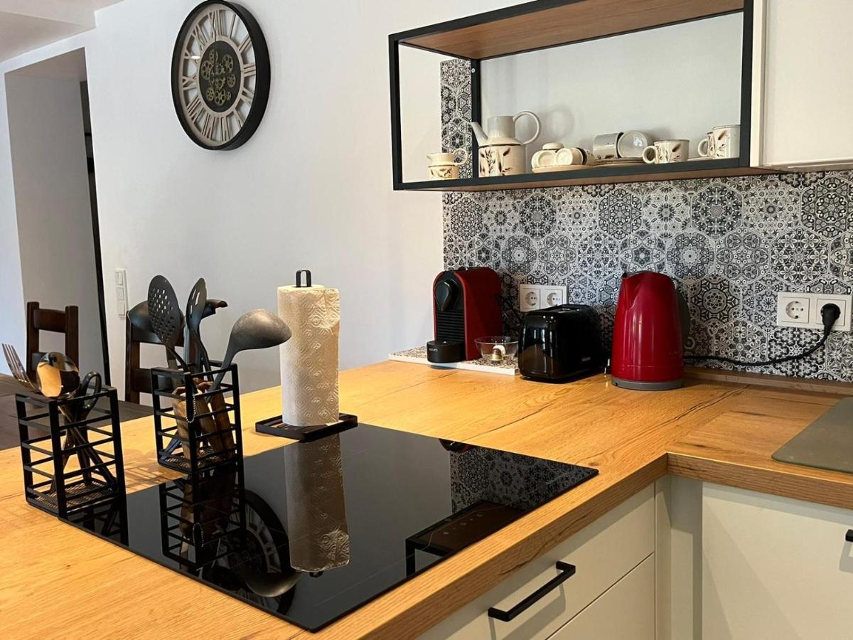 Moderne, Ruhige Ferienwohnung , Ideal Zum Abschalten Hadamar Bagian luar foto
